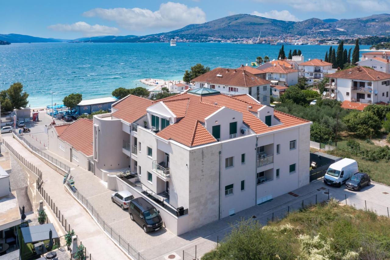 Apartments Ocrux Trogir Exteriör bild