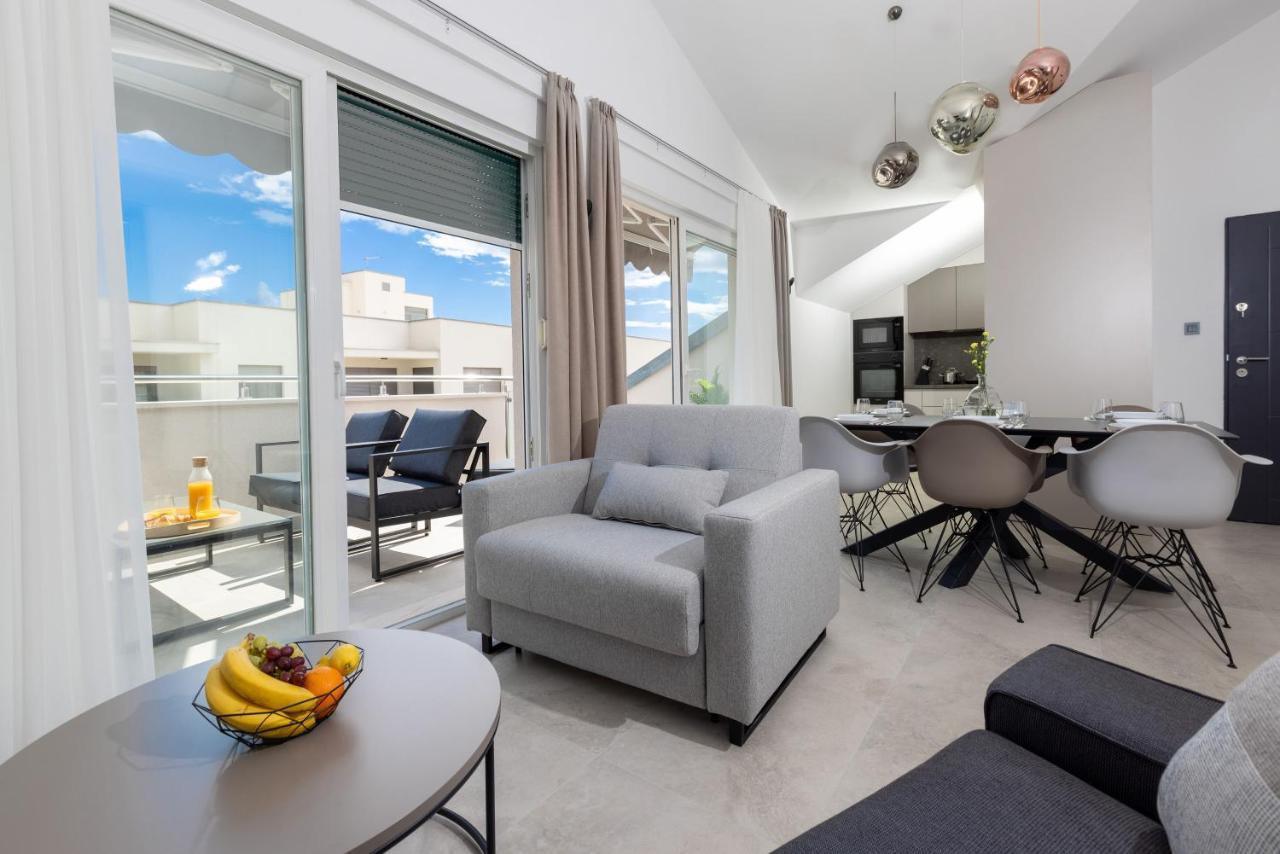 Apartments Ocrux Trogir Exteriör bild