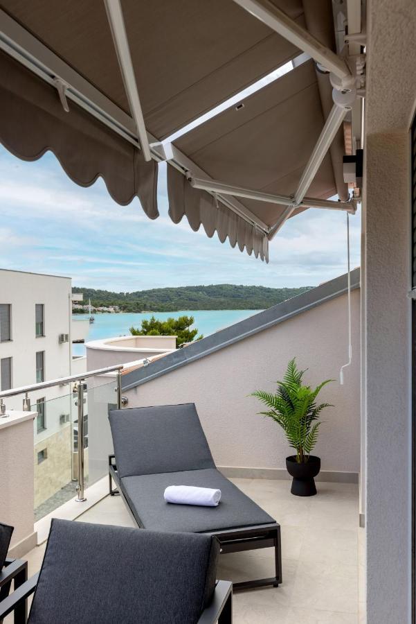 Apartments Ocrux Trogir Exteriör bild