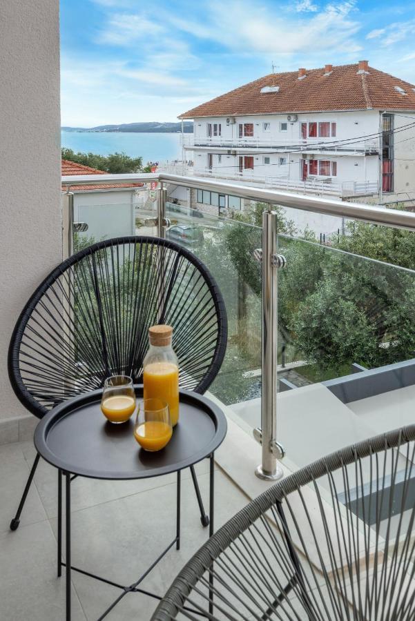 Apartments Ocrux Trogir Exteriör bild