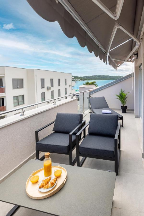 Apartments Ocrux Trogir Exteriör bild