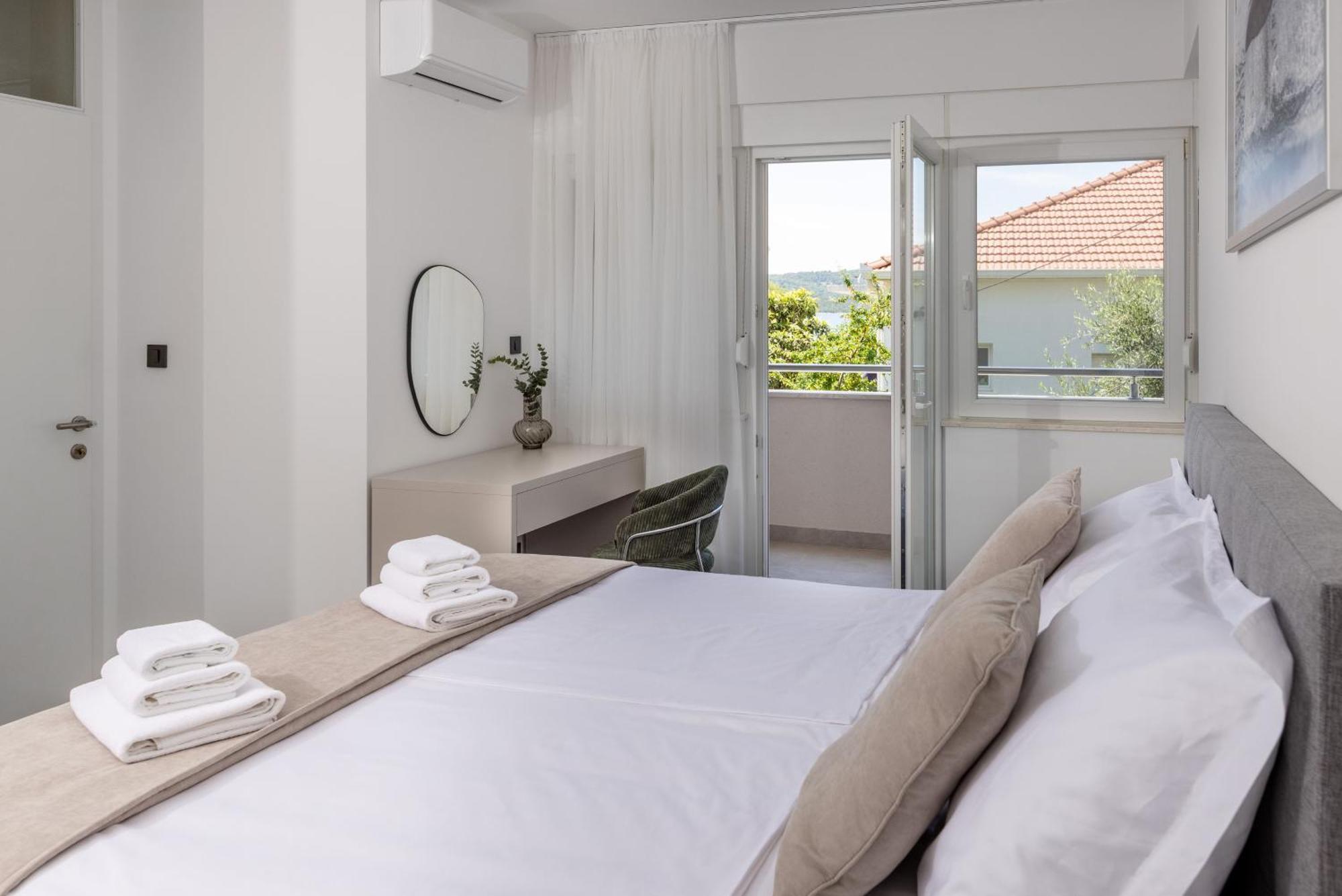 Apartments Ocrux Trogir Rum bild