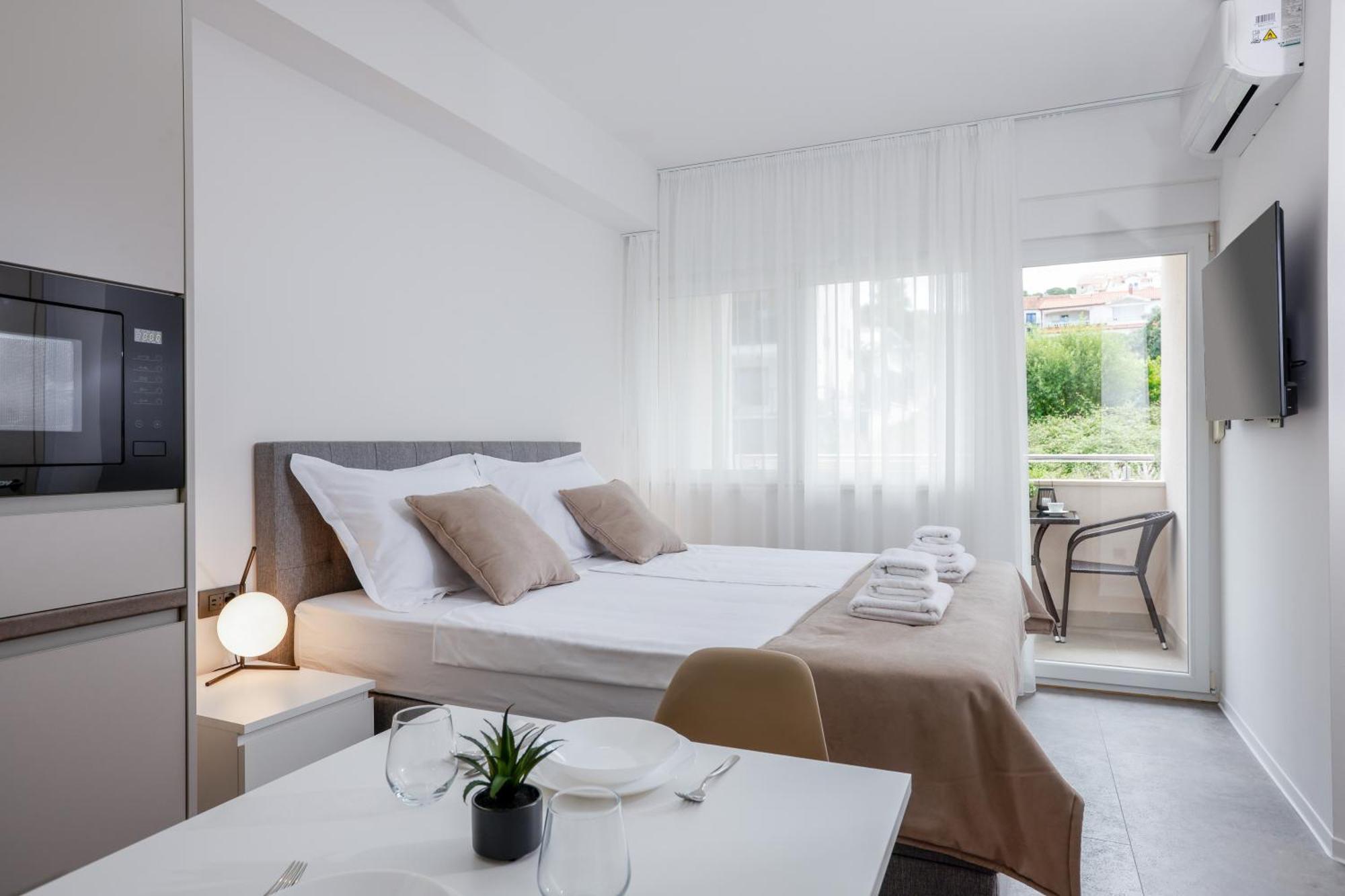 Apartments Ocrux Trogir Exteriör bild