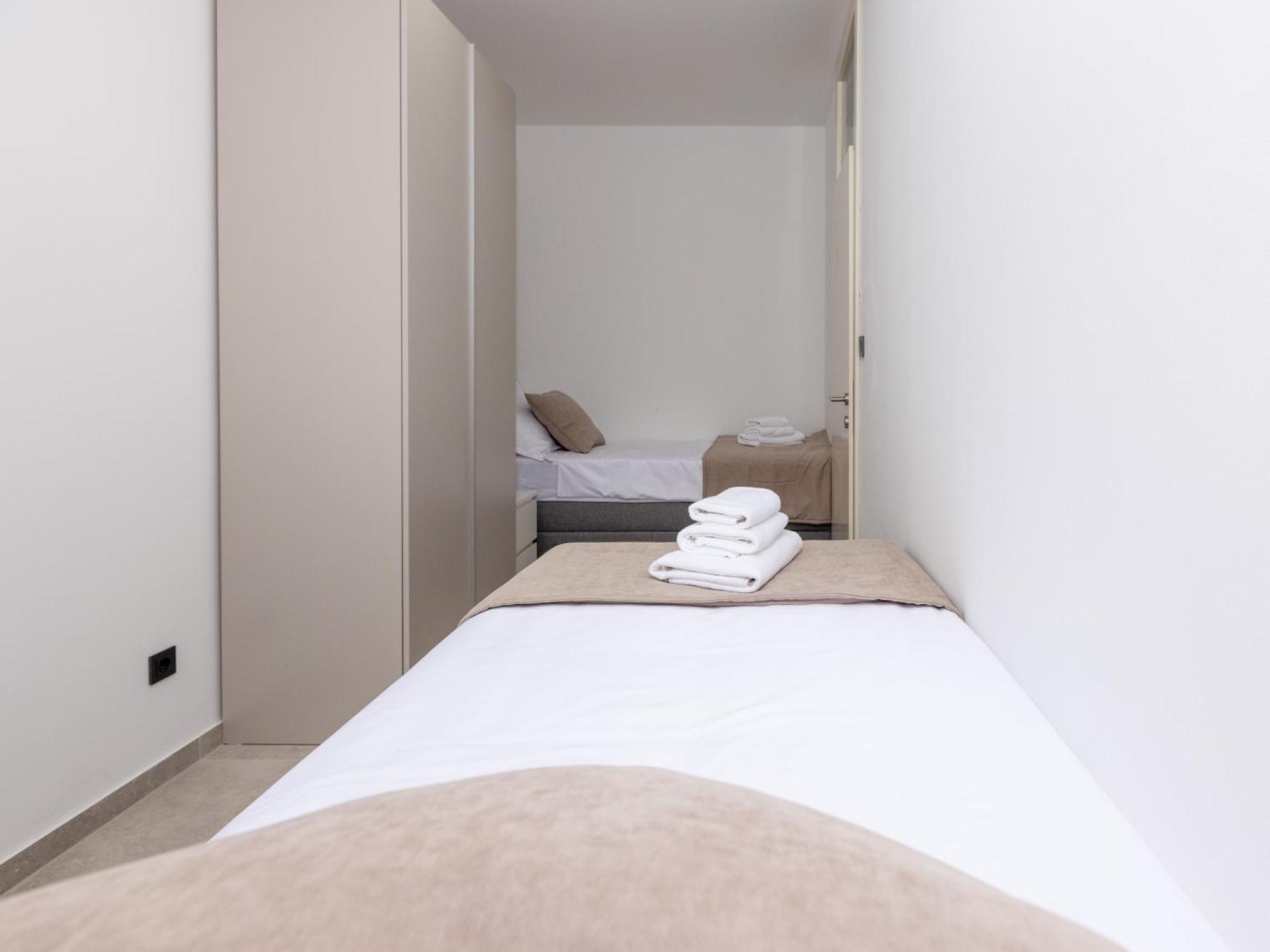 Apartments Ocrux Trogir Exteriör bild