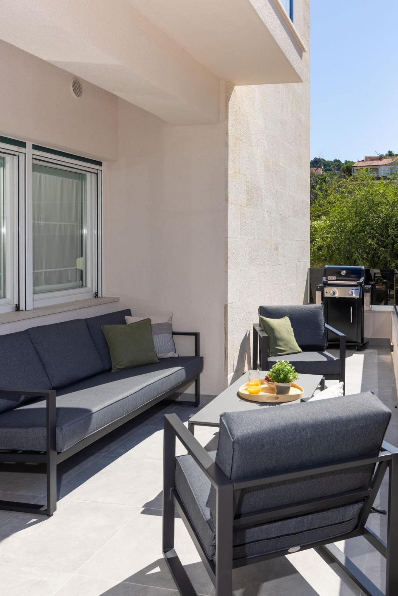 Apartments Ocrux Trogir Exteriör bild